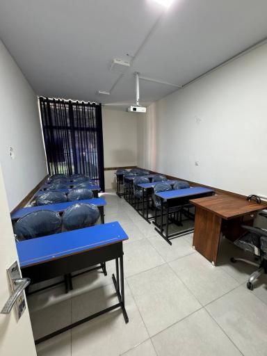 عکس دبیرستان رئیسی