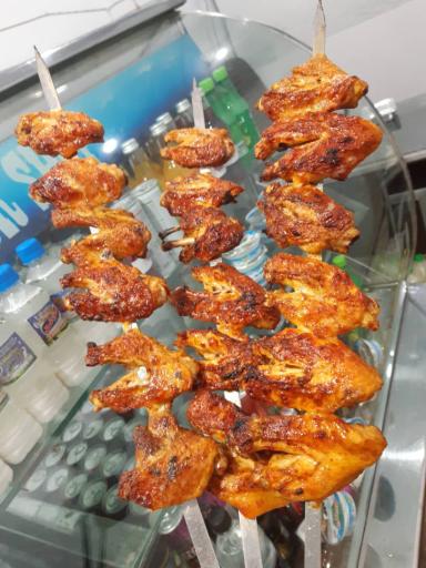 عکس رستوران کبابی بره سفید