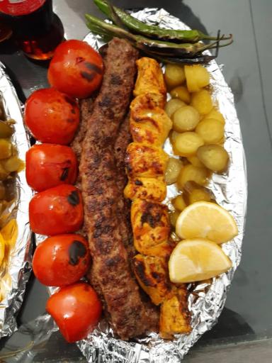 عکس رستوران کبابی بره سفید