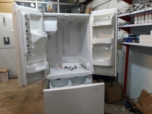 عکس نمایندگی لوازم خانگی (اسنوا، الجی)