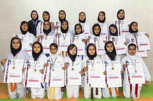 عکس باشگاه ورزشی بانوان ژین