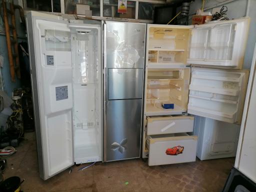 عکس نمایندگی لوازم خانگی (اسنوا، الجی)