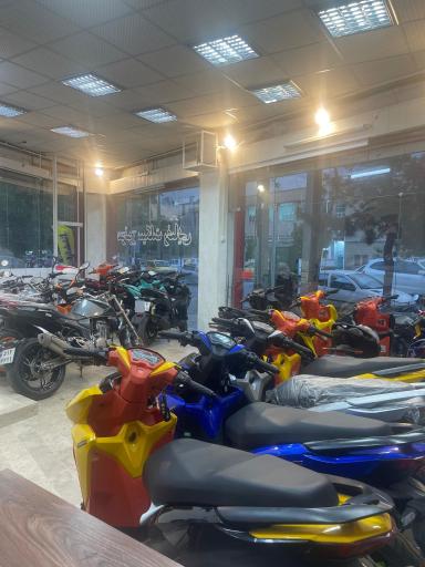 عکس نمایشگاه موتورسیکلت پیشرو