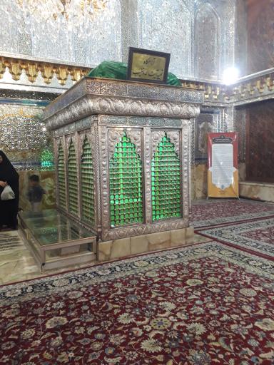 عکس آرامگاه شهید محراب آیت الله دستغیب 