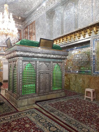 عکس آرامگاه شهید محراب آیت الله دستغیب 