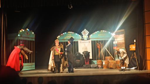 عکس تئاتر شهر