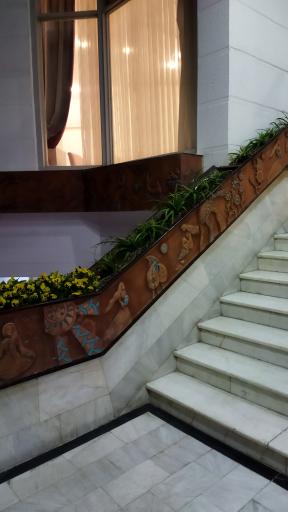 عکس رستوران حاج حسن