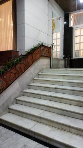 عکس رستوران حاج حسن