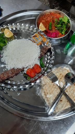 عکس باغ رستوران دند 