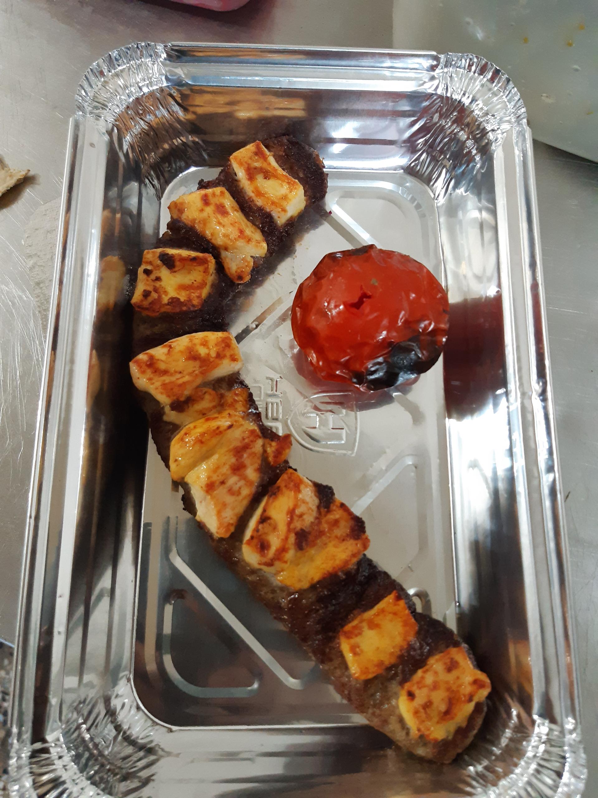 عکس غذا بیرون بر سلطان