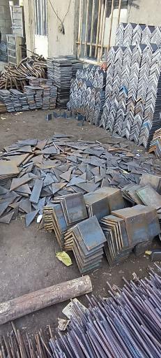 عکس آهن فروشی قلی زاده 