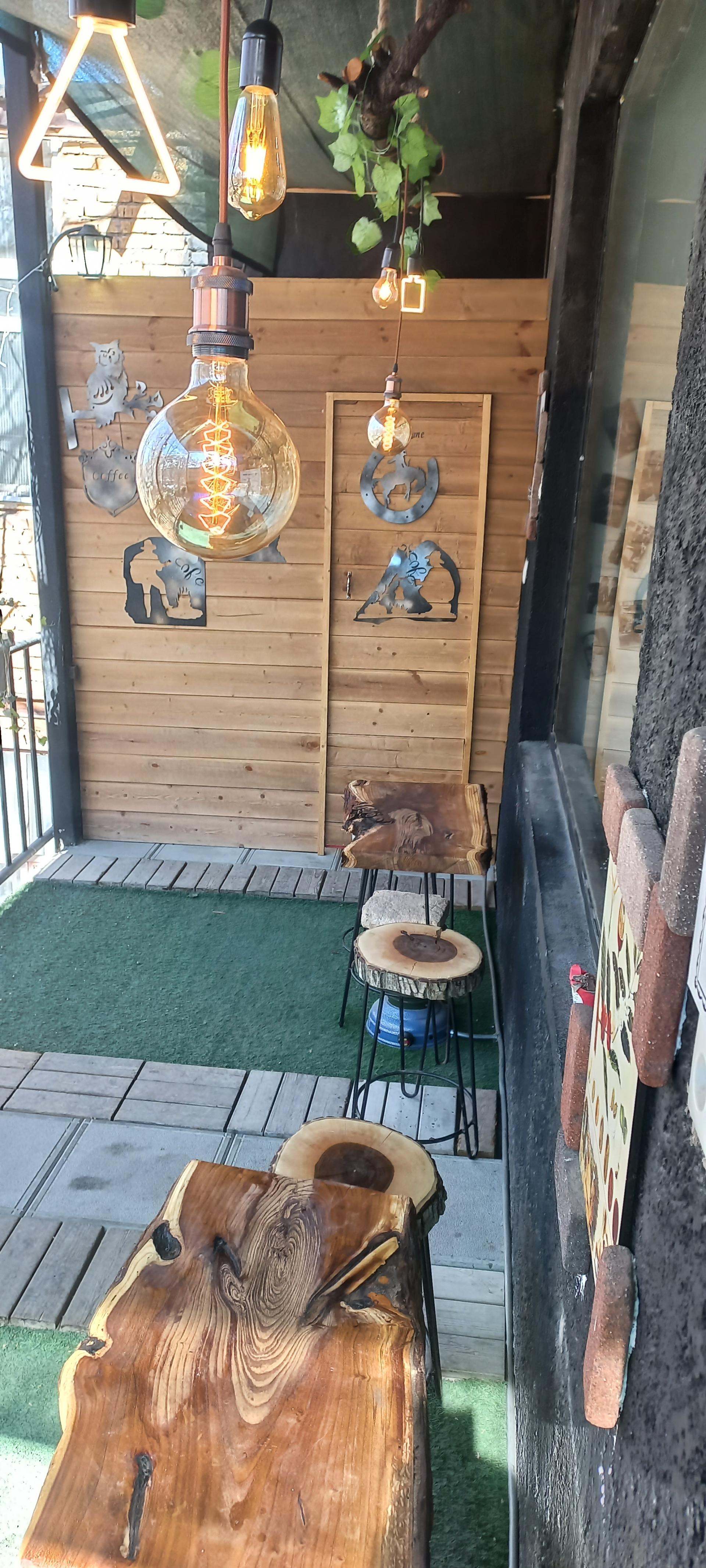 عکس کافه و بوتیک کیک حیدری