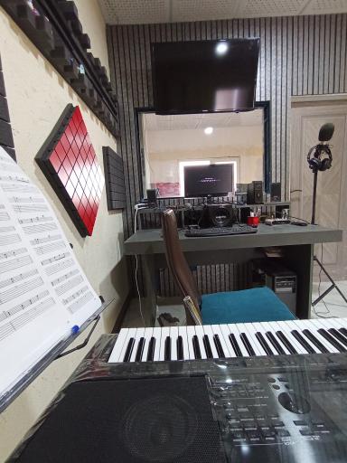 عکس آموزشگاه موسیقی گلبهار اشراق