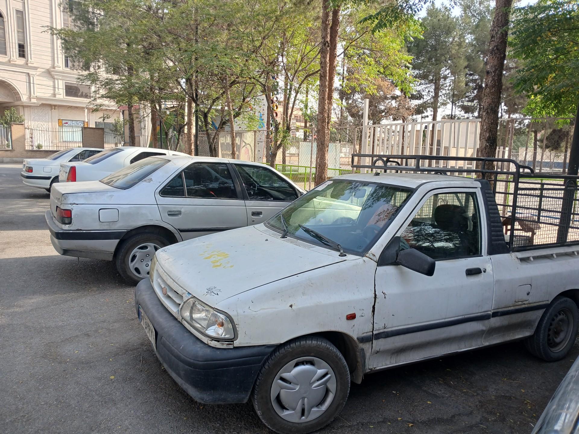 عکس پارکینگ بوستان مادر