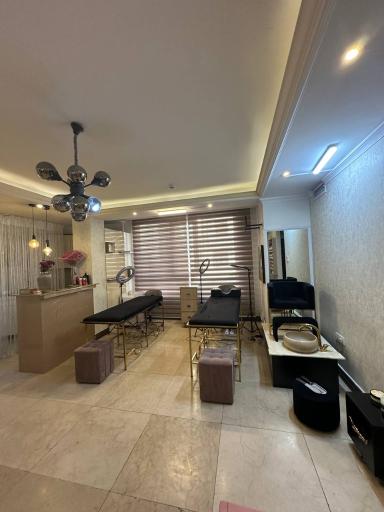 عکس سالن زیبایی نیلوفر 