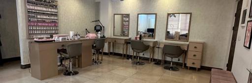 عکس سالن زیبایی نیلوفر 