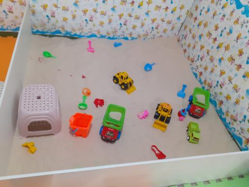 عکس خانه بازی باب اسفنجی