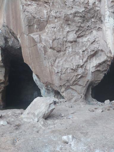 عکس غار نمکی گرمسار