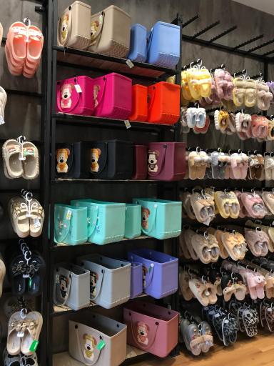 عکس صندل و پاپوش کفشدوزک 