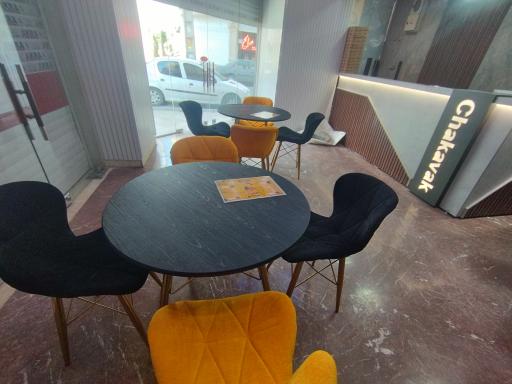 عکس فست فود چکاوک 