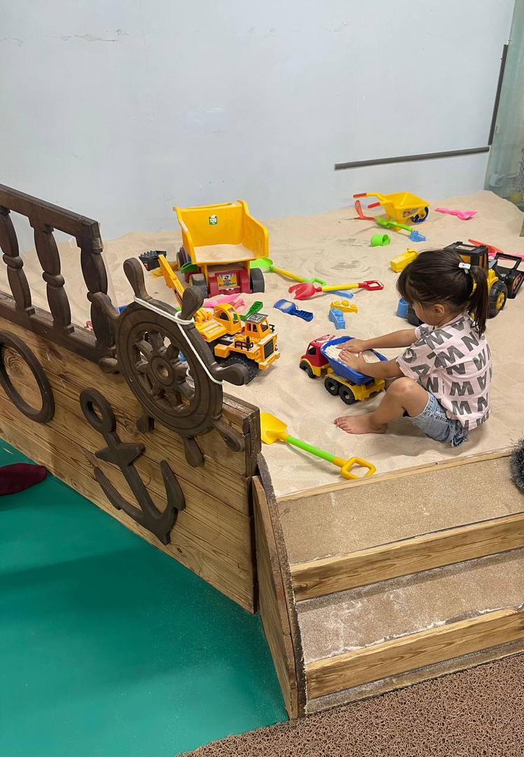 عکس شهربازی آفتابگردون