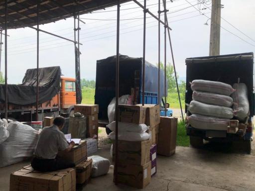 عکس تخلیه بار هوشنگ