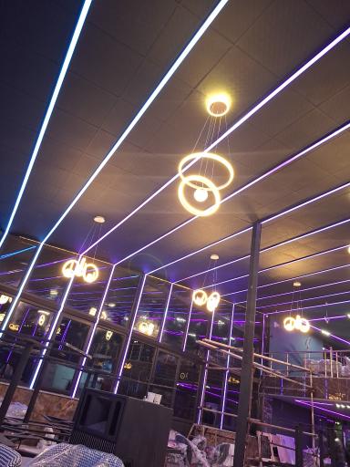 عکس کافه رستوران هنرمندان