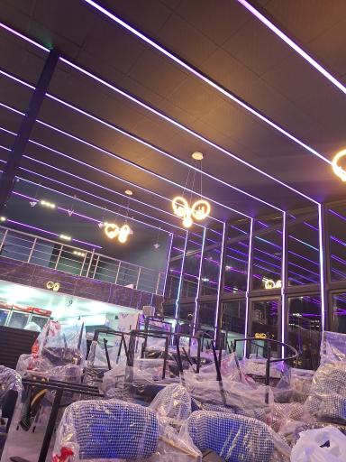 عکس کافه رستوران هنرمندان