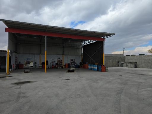 عکس اتوسرویس تخصصی اطلس 