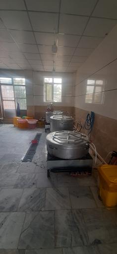 عکس آشپزخانه و غذای آماده آرموت