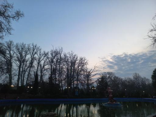 عکس استخر و آب نما بش قارداش