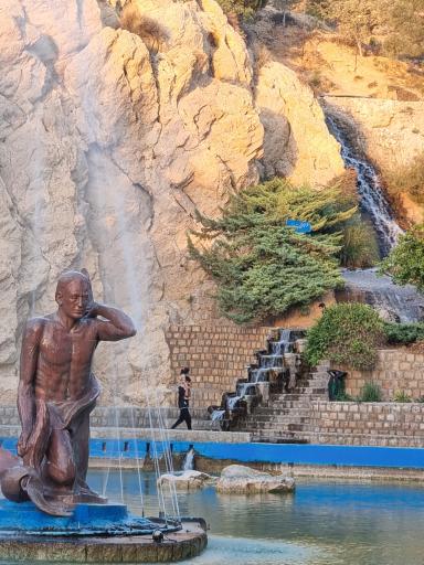 عکس استخر و آب نما بش قارداش