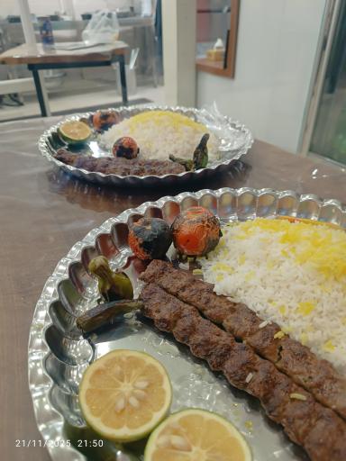عکس آشپزخانه کارمندان 