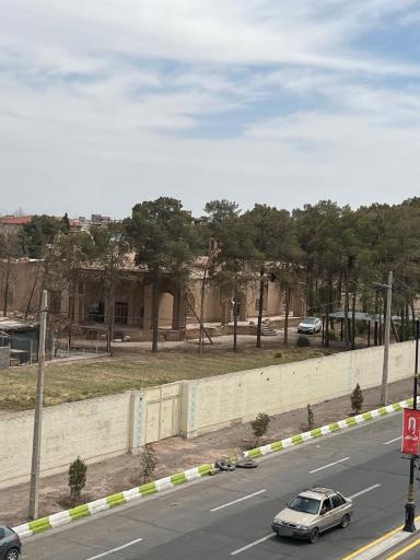 عکس عمارت باقری