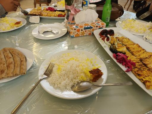 عکس باغسرای فرح زاد