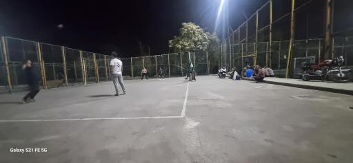 عکس فنس والیبال و فوتبال 