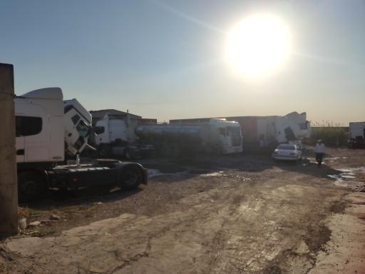 عکس گاراژ دیزل قابوس