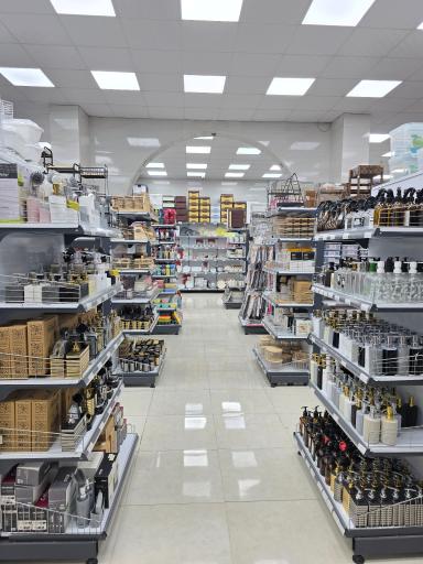 عکس فروشگاه خانه و آشپزخانه والا هوم