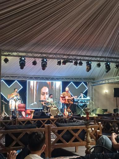 عکس باغ رستوران کلبه‌