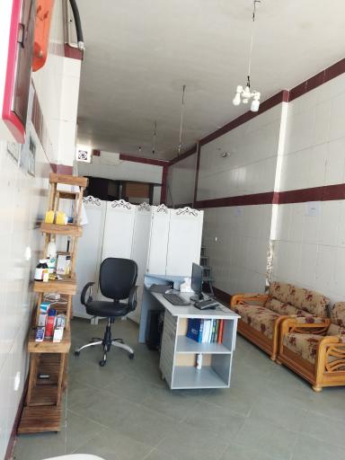 کلینیک دامپزشکی بهاران 