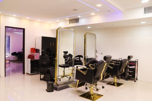 عکس سالن زیبایی نازنین شاهسواری