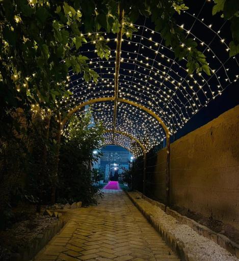 عکس باغ رستوران یادگار