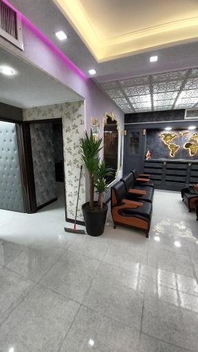 عکس دفتر مرکزی معمارانه