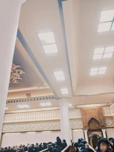 عکس سالن اجتماعات بعثت