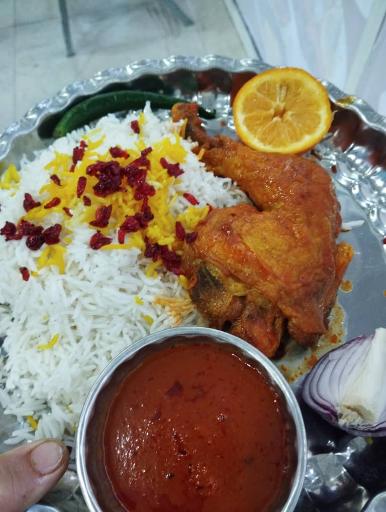 عکس رستوران حاج مراد