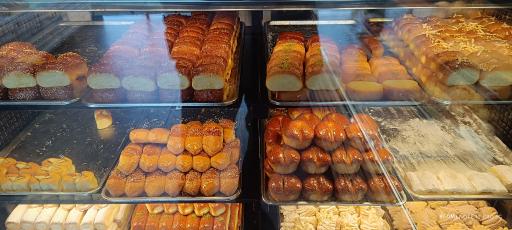 شیرینی سرای ماه نوش