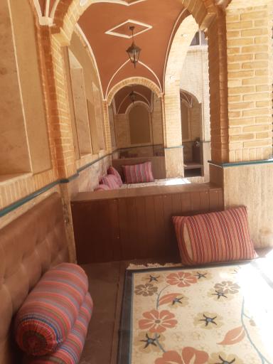 عکس رستوران ارگ محتشم