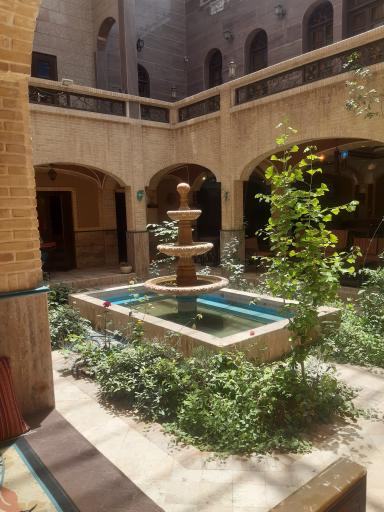 عکس رستوران ارگ محتشم