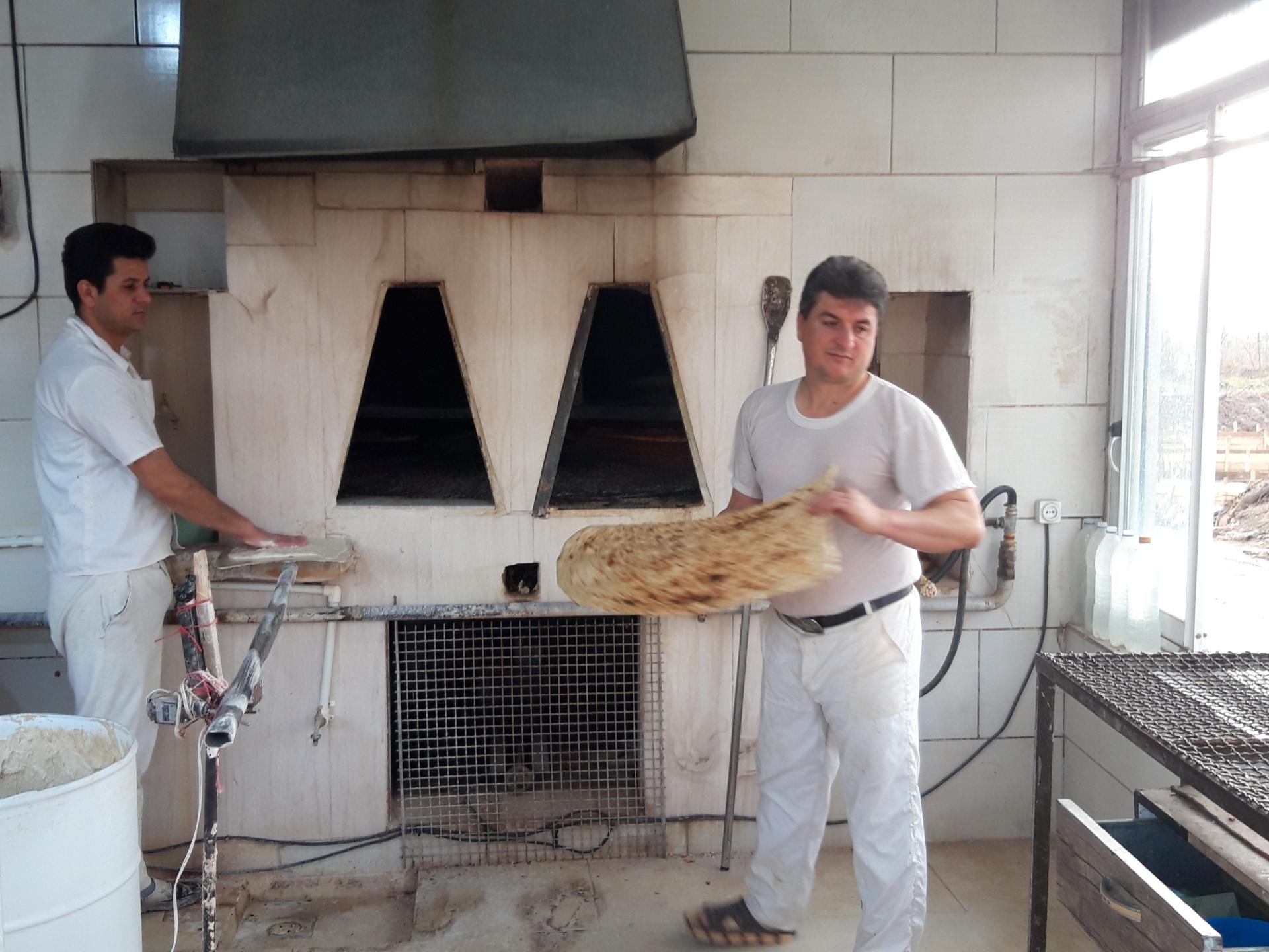 عکس نانوایی سنگکی خراسان