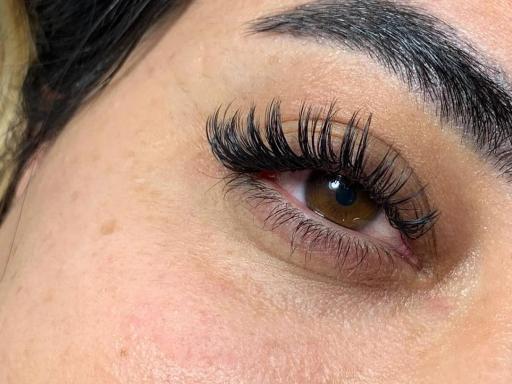 عکس سالن زیبایی بلانژ